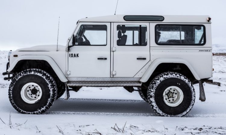 Land Rover Defender 2